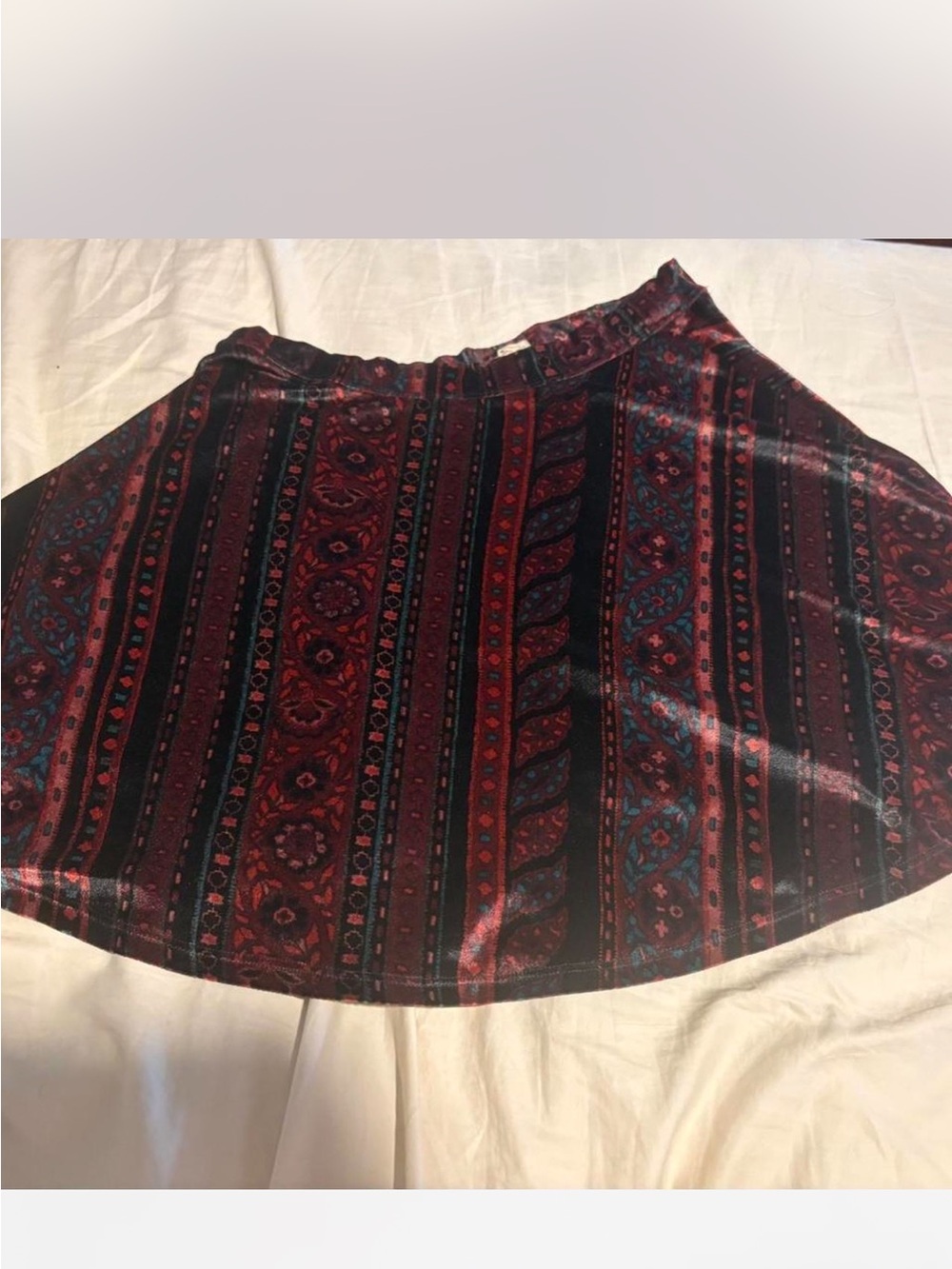 Hollister Burgundy and Black Patterned Circle Skirt